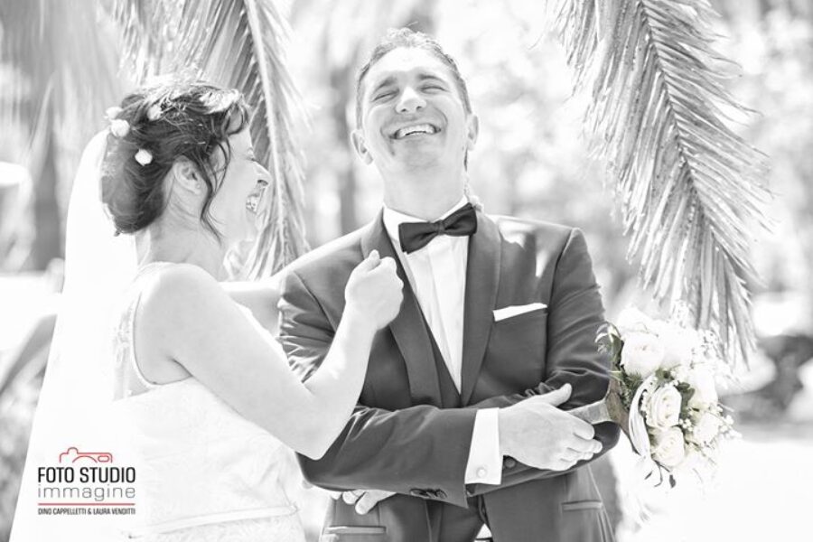 Farsi fotografare da noi è “divertente”….provare per credere ! MARCO&GIORGIA wedding 😃😃😃🎥📷#happy #wedding #matrimonio #divertente #simpatia #divertimento #fotografia #amore #fotostudioimmagine #grottammare #ascolipiceno #marche