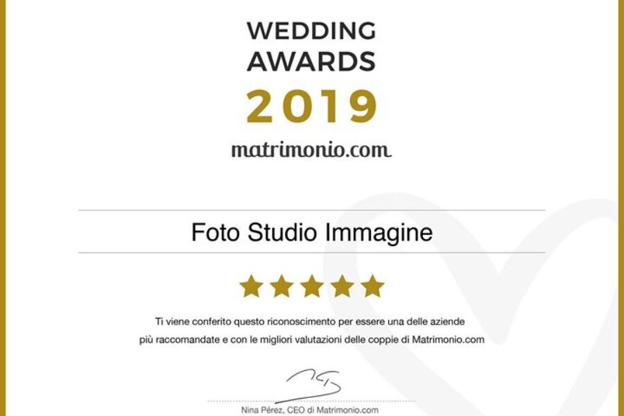 Il 2019 è stato un anno eccezionale, è arrivato anche l’ambito riconoscimento di matrimonio.com, grazie infinite a tutte le coppie che hanno creduto in noi e che ci hanno permesso di raccontare le loro emozioni ❤️❤️❤️❤️❤️❤️❤️❤️❤️❤️❤️